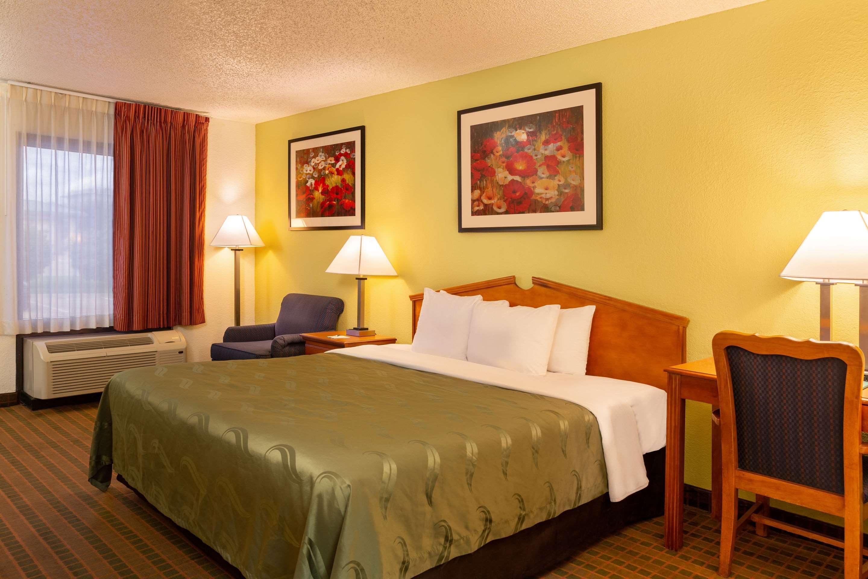 Quality Inn At Arlington Highlands Exterior foto