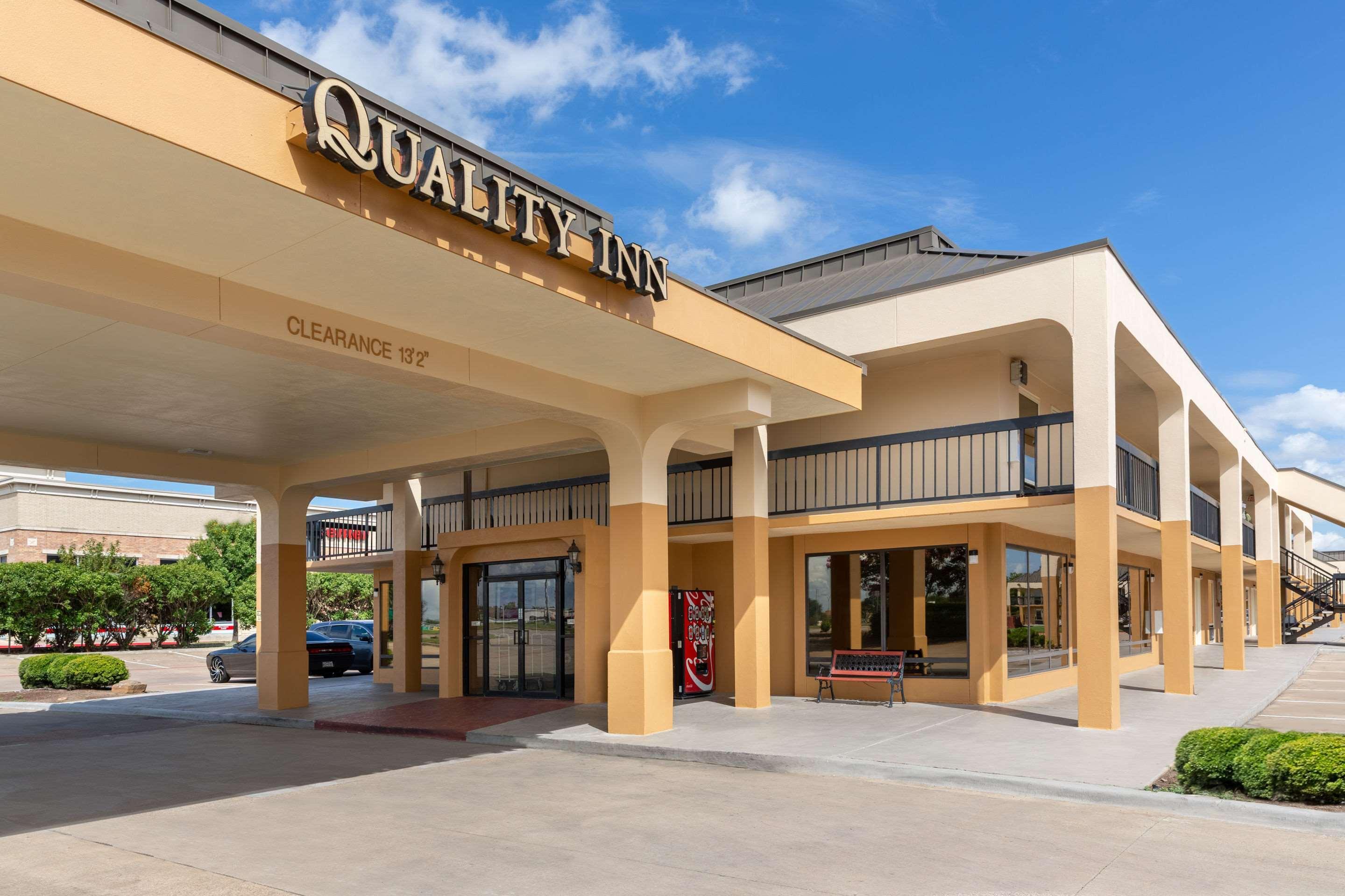 Quality Inn At Arlington Highlands Exterior foto