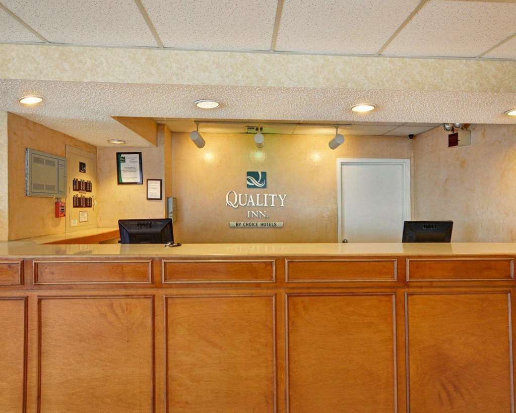 Quality Inn At Arlington Highlands Interior foto